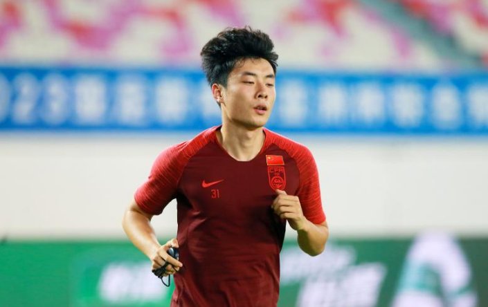 北京国安1-3不敌广州恒大的比赛里，李磊的表现如何？