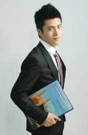 胡戈七喜广告的男主角是谁？