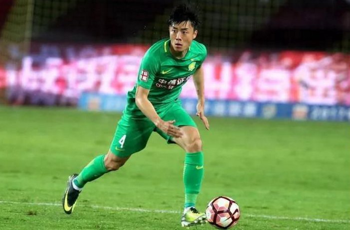 北京国安1-3不敌广州恒大的比赛里，李磊的表现如何？