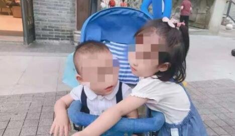 姐弟坠亡案母亲称生父女友多次狡辩,前夫被新女友视频割腕逼动手