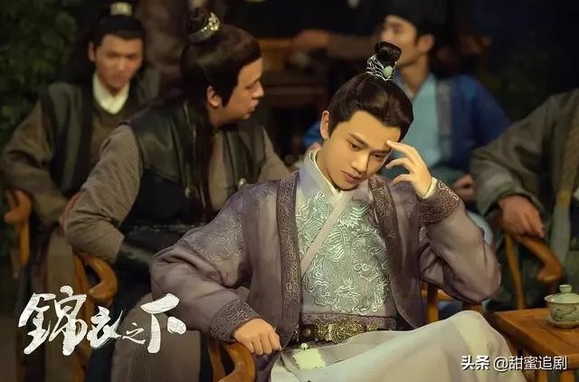 拍古装戏时,为演员定制的古装在杀青后会到哪?