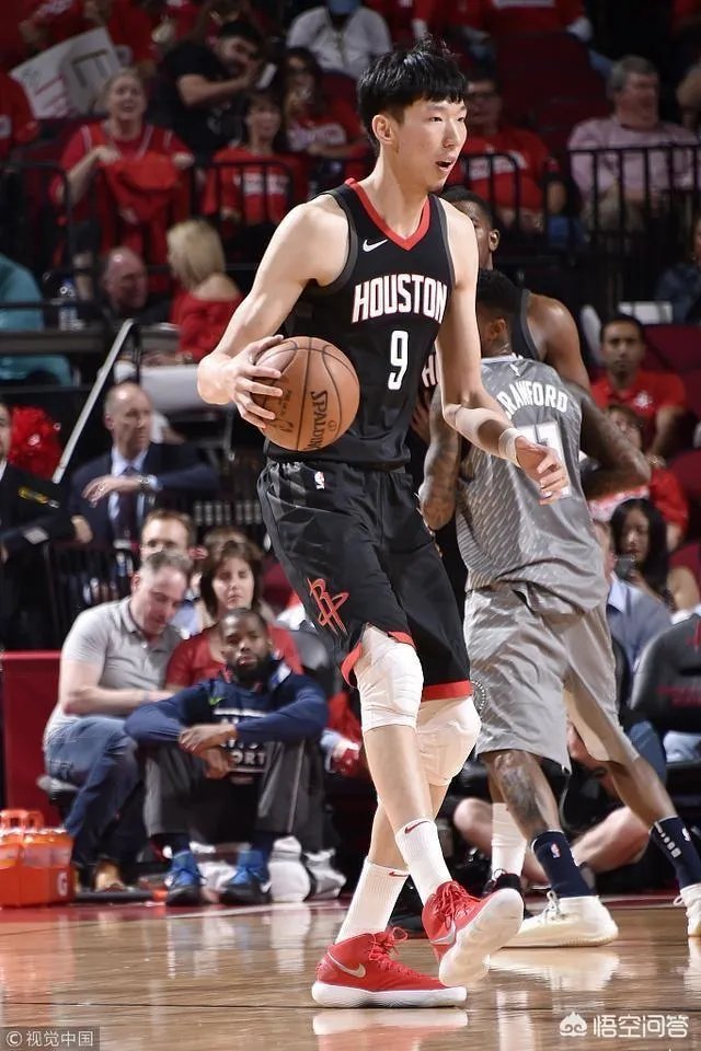 怎么样看待周琦成为第四个打NBA季后赛的中国球员?