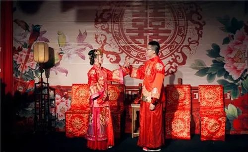 先办婚礼还是先领证 先结婚和先领证的区别是什么