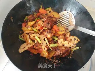 干锅排骨