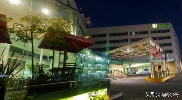现在疫情又在反复,各地大学生能否停学回家?