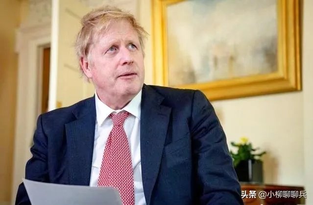 为什么美国那么多人确诊了，但是特朗普周围一直没事？