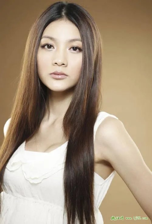 中国好声音黄勇的女友轩轩是谁?有她资料或者图片介绍吗?