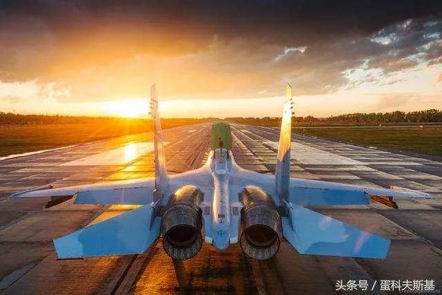 解放军首次曝光超强制空战斗机,这款战机到底有何特别之处?
