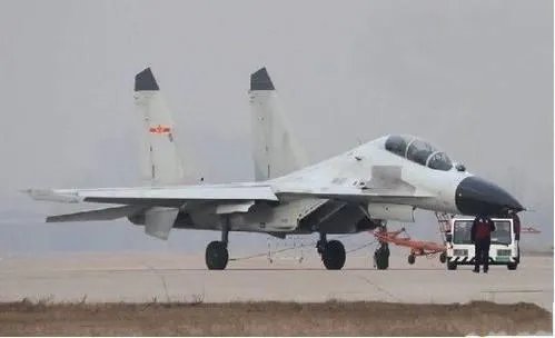 解放军首次曝光超强制空战斗机,这款战机到底有何特别之处?