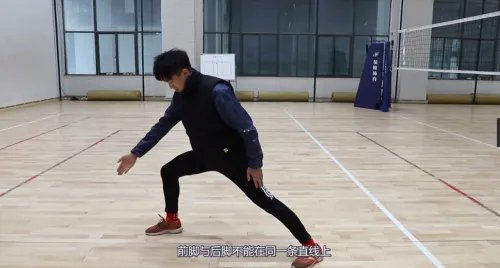 如何自学武术健身操?