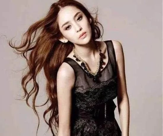娜扎长发和短发哪个更漂亮呢?