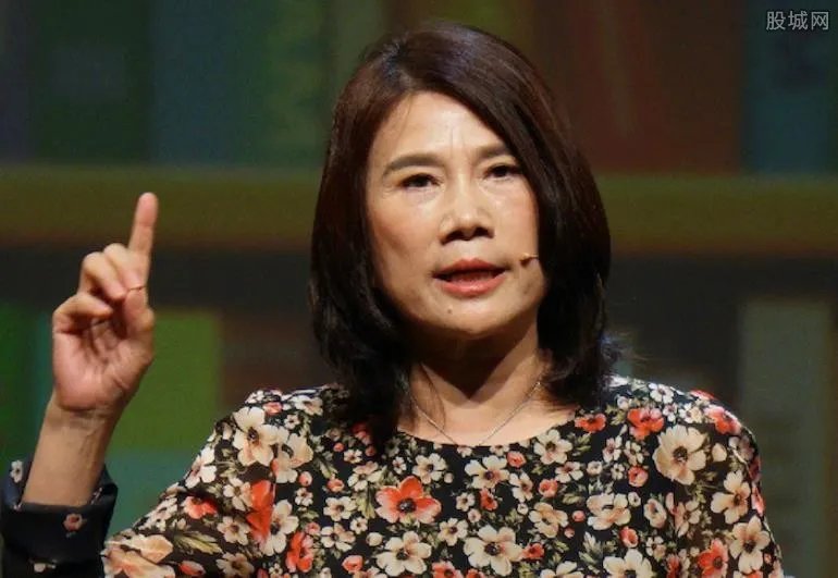 董明珠怼贾跃亭 贾跃亭害股民血汗钱弄没了不负责任