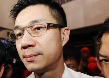 屡被说是伪富豪的小S老公许雅钧,他的真实家境到底如何?