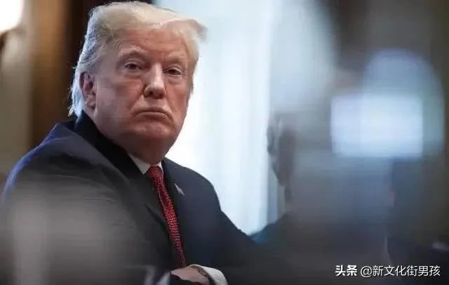 特朗普被新冠病毒感染的话，他会为自己注射消毒液吗？