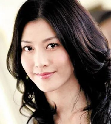李彩桦风流照片曝光 因做告模特而被发觉出道