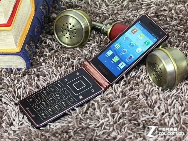 白金版价格诱人 三星W2013+仅售3699元