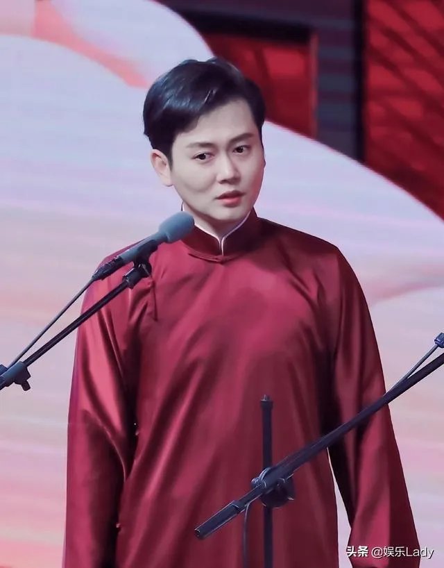 可以分享德云社私服照片吗?