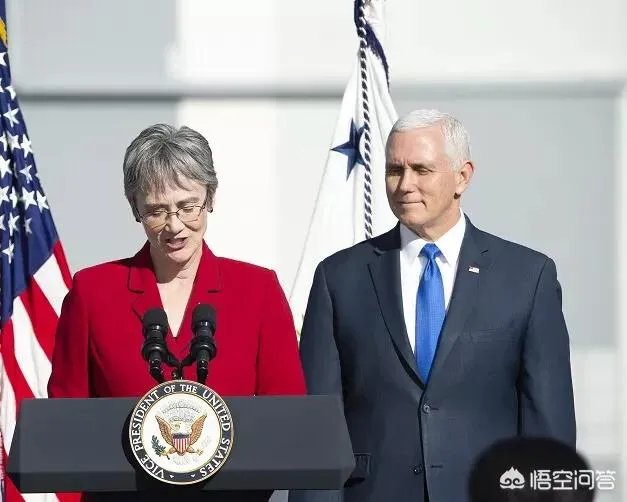 美空军高官辞职,特朗普该如何接招?