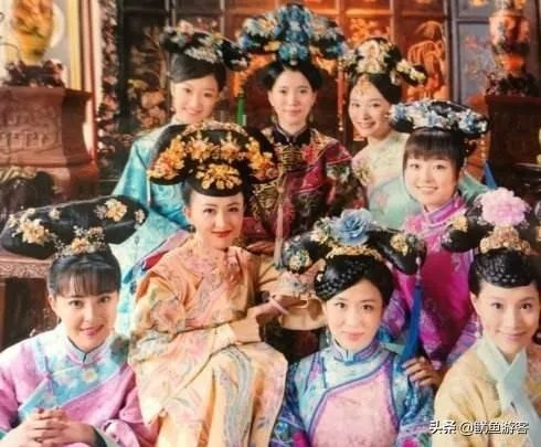 拍古装戏时,为演员定制的古装在杀青后会到哪?