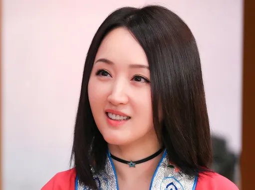 向华强花费百万请杨钰莹吃饭,赖文峰冲进去说:她是我的女人,发生了什么?