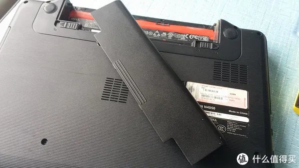 固态攻坚战:DELL 戴尔 INSPIRON N4050升级固态硬盘教程