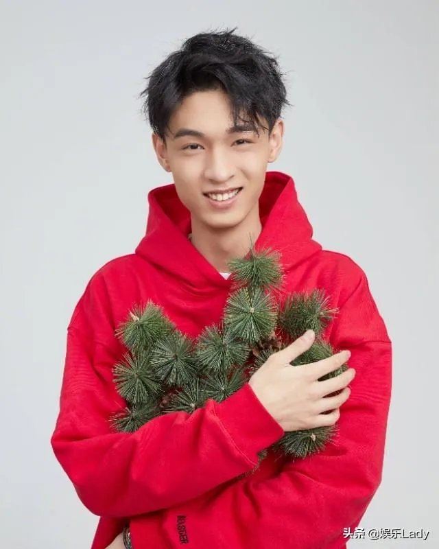 可以分享德云社私服照片吗?