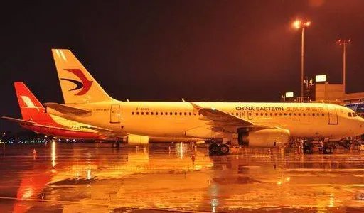 成都双流机场降雨创纪录是多久？