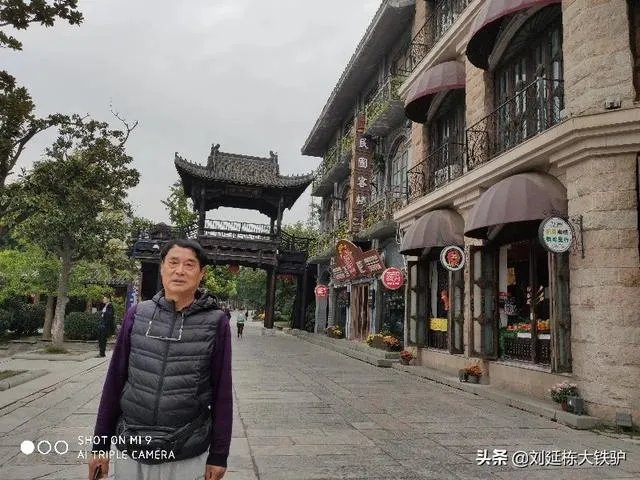 自行车爱好者去骑车旅行,准备个什么户外生存包较好?