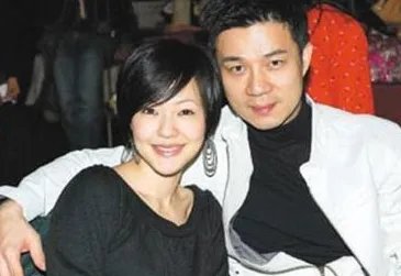 屡被说是伪富豪的小S老公许雅钧,他的真实家境到底如何?