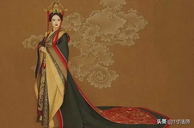 拍古装戏时,为演员定制的古装在杀青后会到哪?