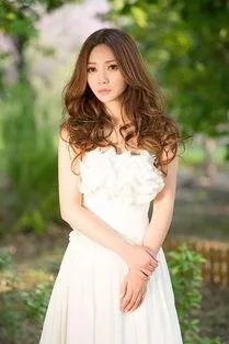 柳岩身高多高