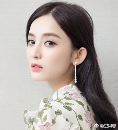 娜扎长发和短发哪个更漂亮呢?