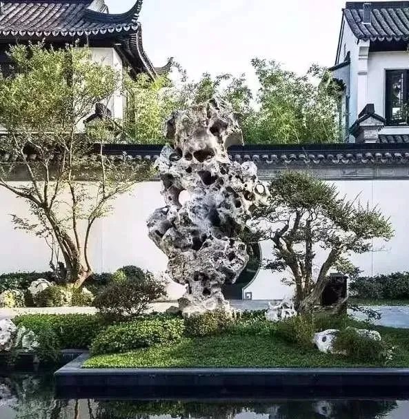 庭院里的这一方石头,历经千年,大有讲究