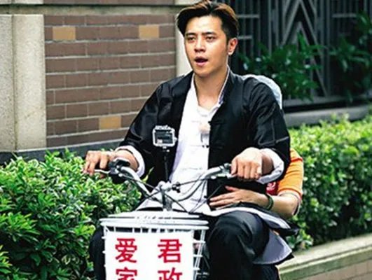 海派甜心罗志祥图片曝光  小猪直言与其接吻恶心
