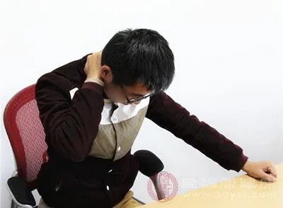 落枕了怎么快速好起来 不要怕做到这4点就够了