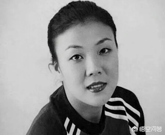 老女足队员张鸥影弥留之际换上国家队战袍,对此你怎么评价?