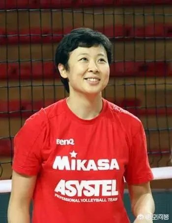 如何评价前女排队员冯坤?