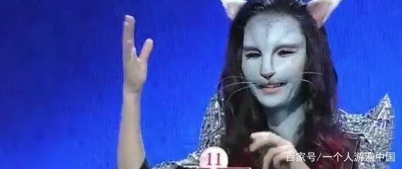 在非诚勿扰中,那个无人敢牵手的“猫脸”化妆师,素颜长成怎么样?