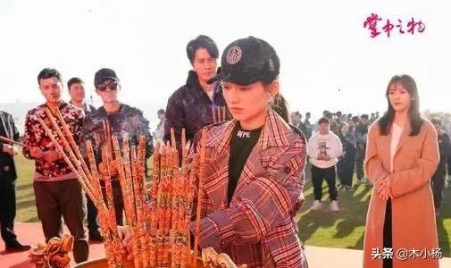 为什么《掌中之物》这么多人喜欢，还要被拍成电视剧，不是三观不正吗？