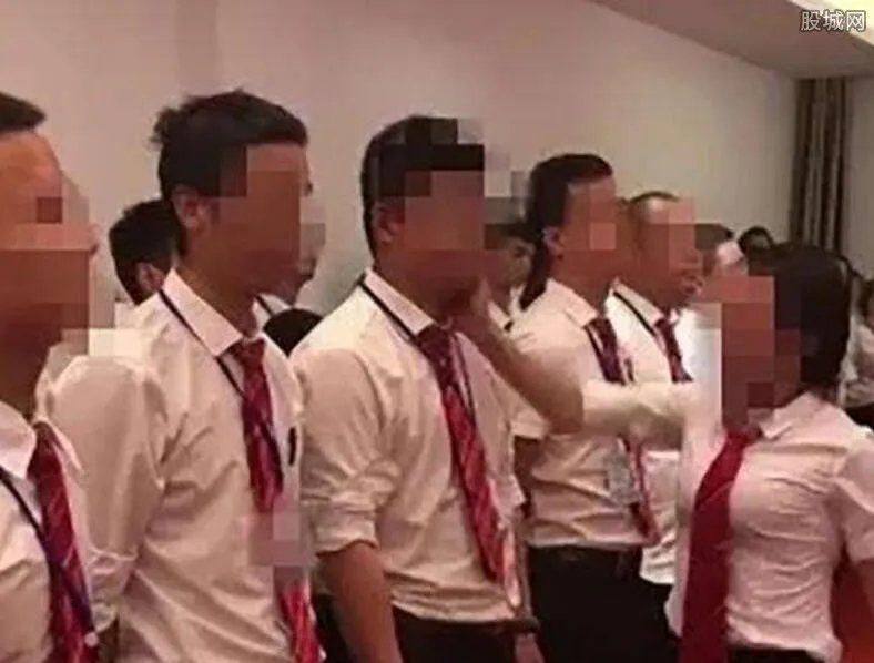 员工让女经理扇耳光 房产公司员工被扇耳光真相曝光