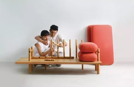 PIY丨装在盒子里,自带边几的沙发你见过吗?