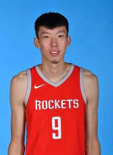 怎么样看待周琦成为第四个打NBA季后赛的中国球员?