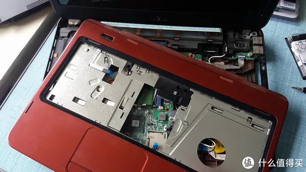 固态攻坚战:DELL 戴尔 INSPIRON N4050升级固态硬盘教程