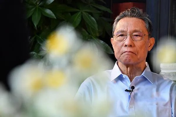 现在疫情又在反复,各地大学生能否停学回家?
