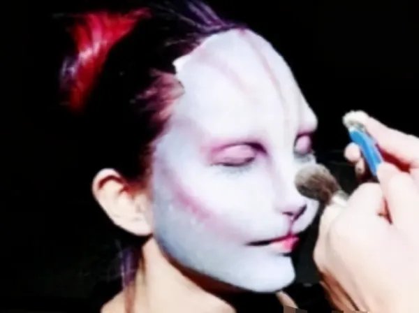猫脸女孩上非诚勿扰相亲,不料10年内没人敢牵手,卸妆后结局如何?