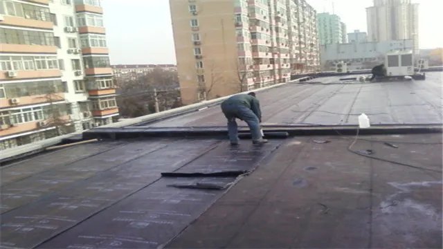 老师傅支招屋顶补漏方法，屋顶漏水不用求人。
