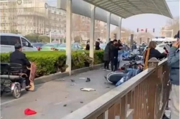 邯郸轿车撞人致14人受伤，4人身亡，如何才能避免此类事故再一次发生？