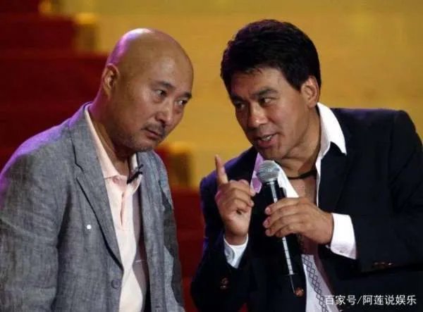 那个与陈佩斯搭档表演大变活人的梅婷,如今27年过去了,现如今过得怎样?