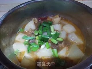 牛腩炖萝卜