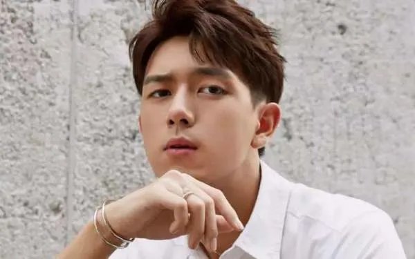 李现的悬疑迷你剧剩下的11个播出,李现一人饰多角演技如何?